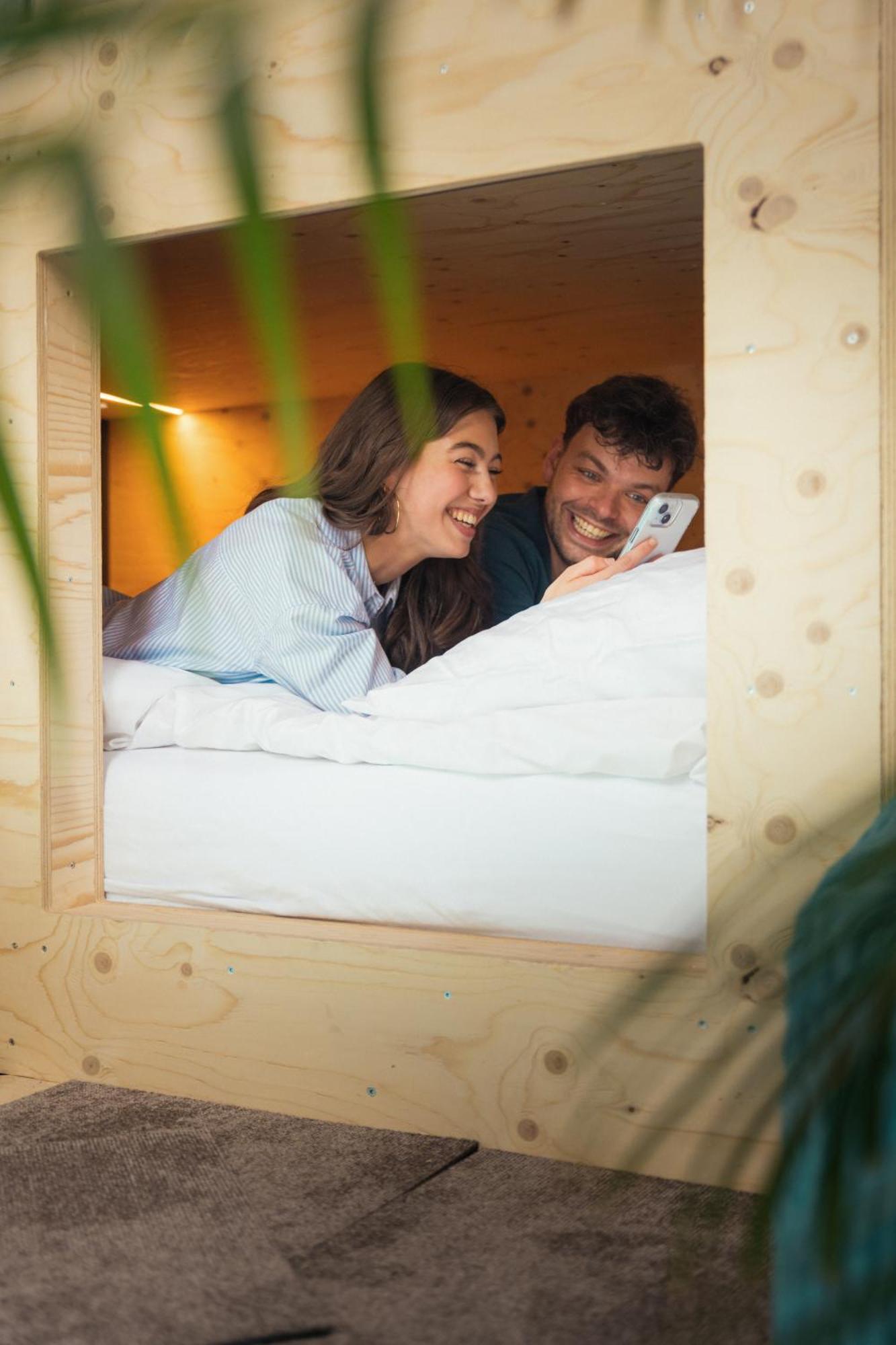 Pjs Hostel Groningen Eksteriør billede