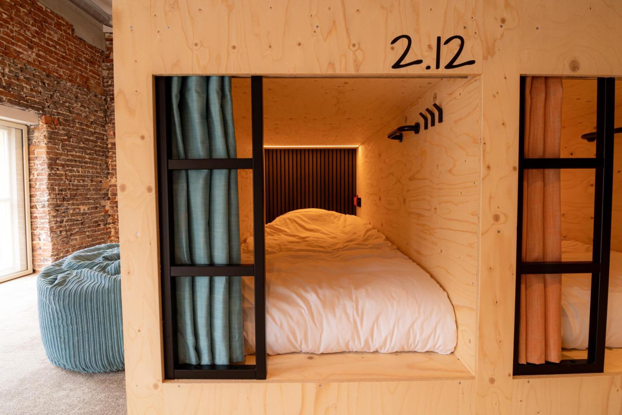 Pjs Hostel Groningen Eksteriør billede
